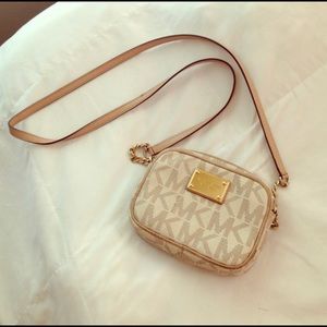 Michael Kors Side Crossbody Bag
